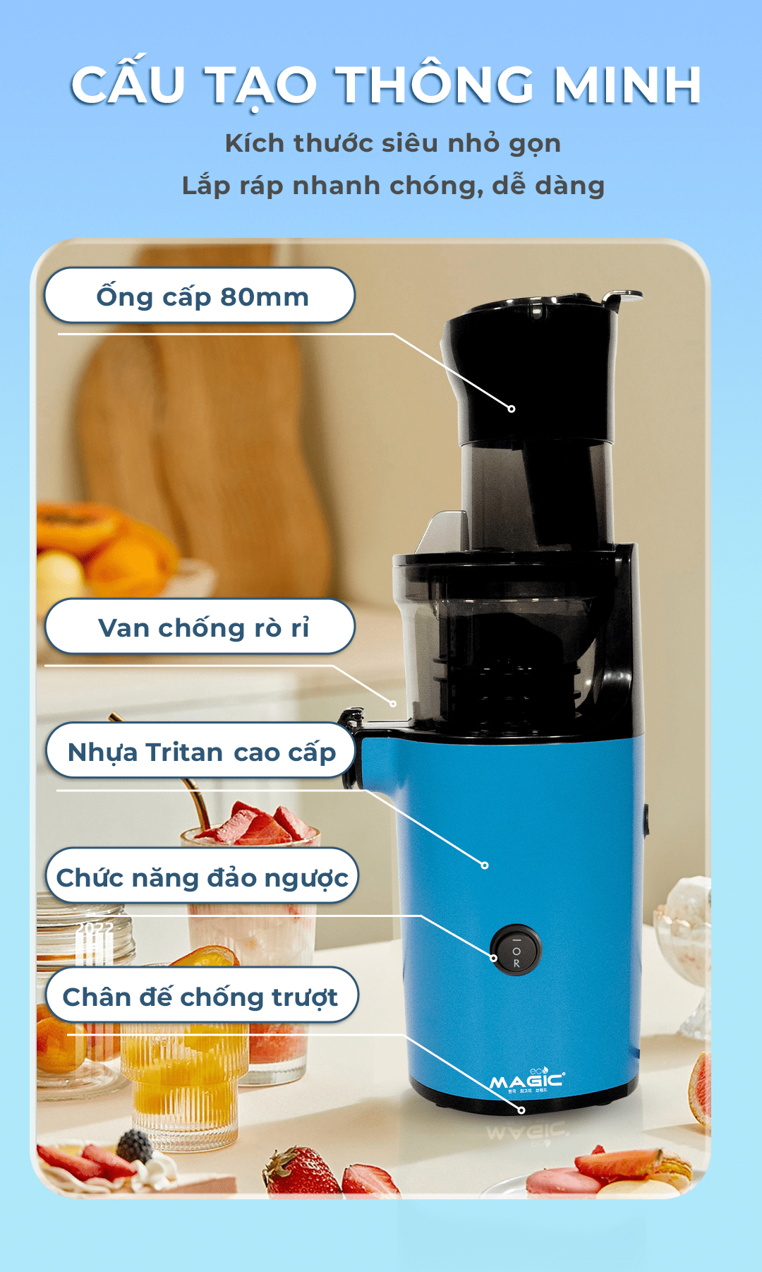 4. Lưới lọc 2 tầng Để tối ưu khả năng ép và lọc nhưng vẫn đảm bảo tính nhỏ gọn cho sản phẩm, Máy Ép Chậm Miệng Rộng Thế Hệ Mới Magic Eco AC-138 được thiết kế các chi tiết trục xoắn và lưới lọc vô cùng thông minh và đặc biệt. Trục xoắn của sản phẩm được thiết kế theo dạng xoắn ốc với các rãnh đặc biệt giúp từ từ đưa thực phẩm vào trục, nghiền nhuyễn và đẩy đến lưới lọc để loc lấy nước ép nguyên chất của thực phẩm. Được sử dụng chất liệu nhựa PP cao cấp, do đó trục sẽ cứng cáp hơn, hoạt động bền bỉ và trơn tru hơn. Máy được trang bị lưới lọc 2 tầng thông minh với các lỗ lọc siêu nhỏ, tầng trên chỉ 0,7mm và tầng dưới chỉ 0,3mm giúp tối ưu khả năng lọc, loại bỏ các bã vụn nhỏ cho chất lượng nước ép được tinh khiết hơn và không lợn cợn.